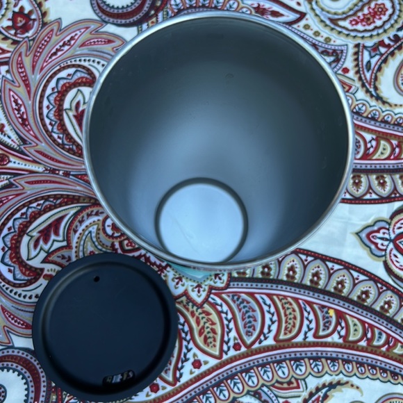 Hydro Flask Stainless Tumbler - Picture 6 of 14